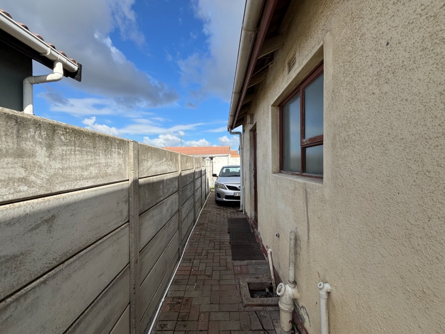 2 Bedroom Property for Sale in Highbury Park Western Cape